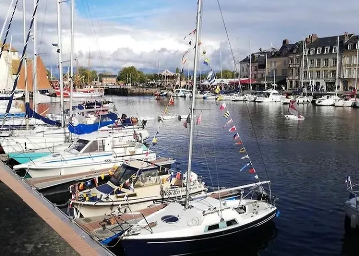 Appartement Cosy A Honfleur De 40 M² Avec Parking Prive Honfleur
