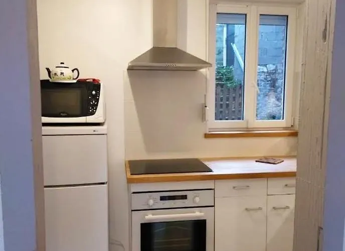 Appartement Cosy A Honfleur De 40 M² Avec Parking Prive